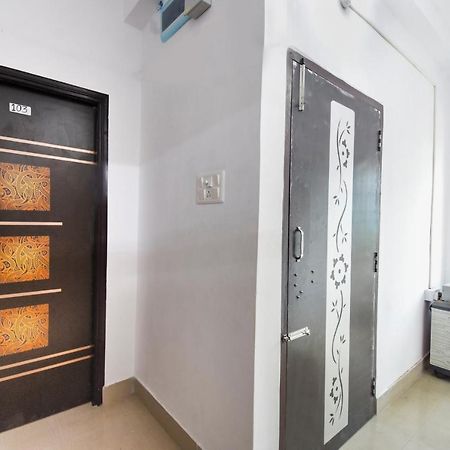Oyo Flagship Mishika Homes Kalkuta Zewnętrze zdjęcie